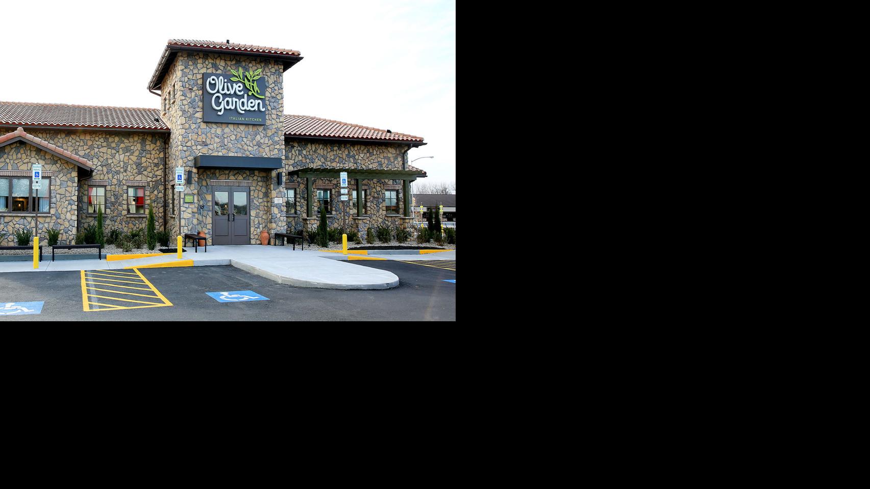 Olive Garden Opens In Moline Local News Qctimes Com