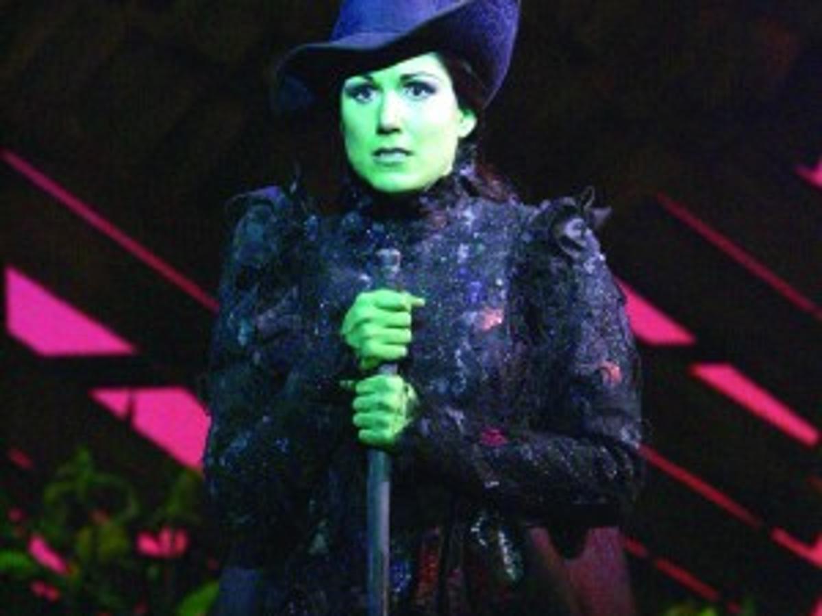Riverfront Pops Features Show Tunes From Star Of Wicked Other Musicals Music Qctimes Com Riverfront Pops Features Show Tunes From Star Of Wicked Other Musicals Music Qctimes Com