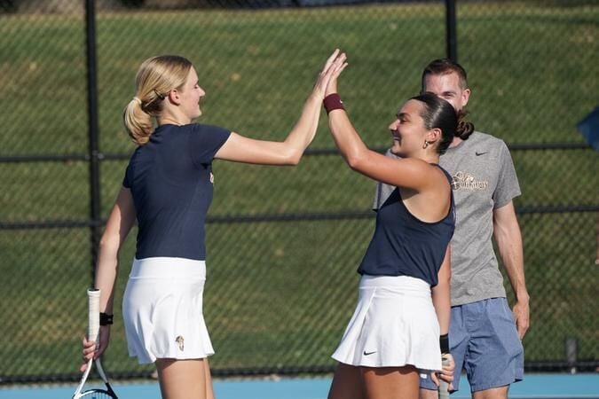 Augie remains undefeated in conference play with win over Carthage