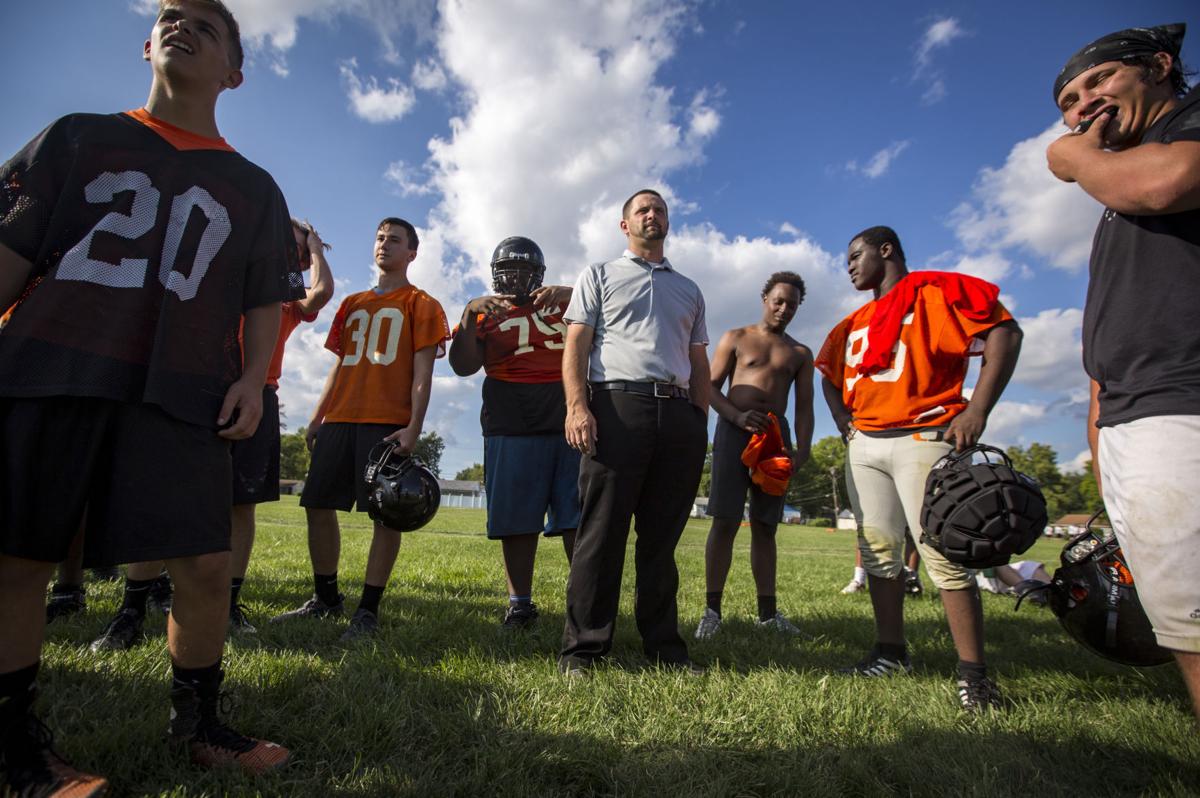 080717-FOOTBALL-PRACTICE-001