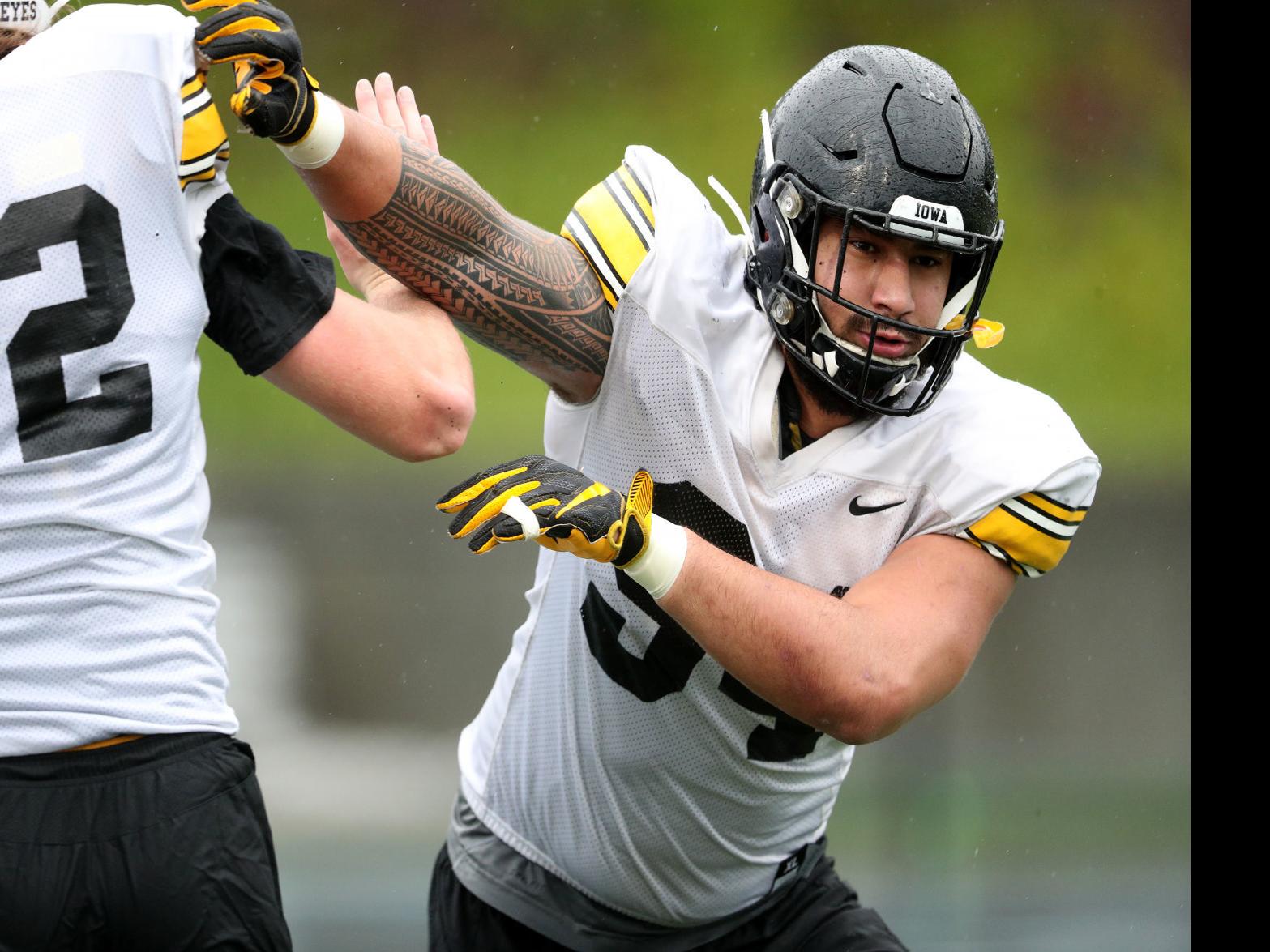 Family Usc Have Hawkeyes Epenesa Ready College Sports