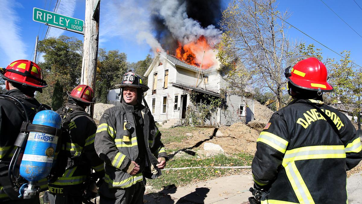 PHOTOS: House Fire Training | Local News | qctimes.com