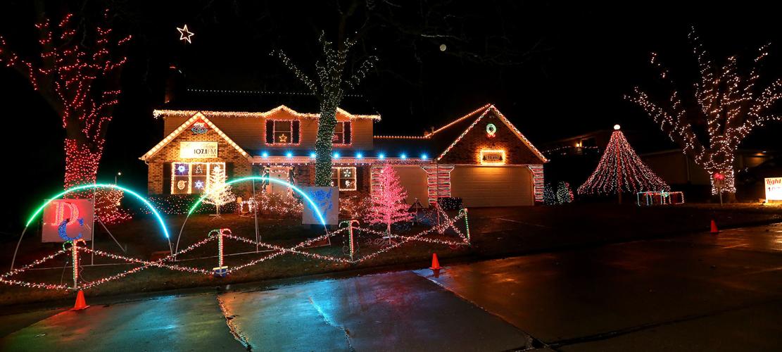 Christmas Lights Quad Cities 2022 Kall Christmas Lights Illuminate Davenport Neighborhood, Spark A New  Business | Local News | Qctimes.com