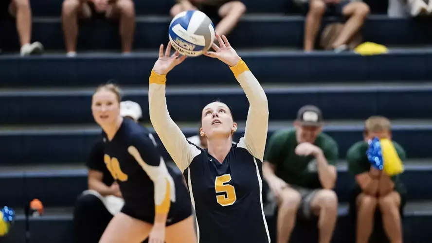 Augie suffers 3-1 loss at Elmhurst