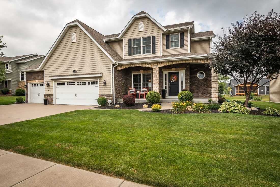 5 Bedroom Home in Davenport - $379,900