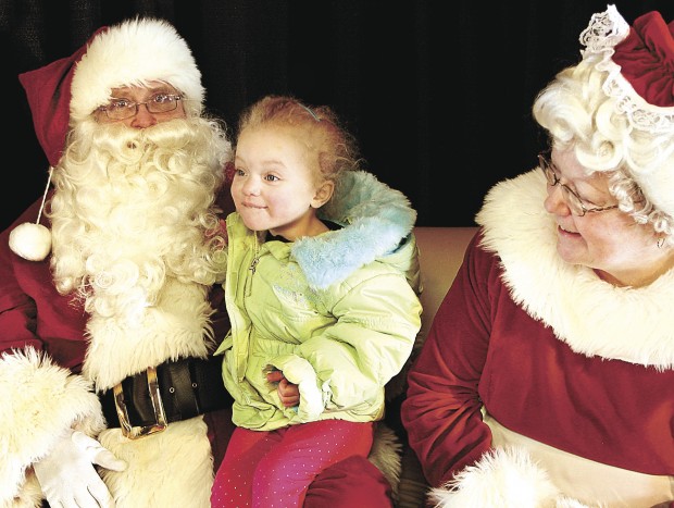 Q-C Bandits treat fans to holiday fun in offseason | Local ...