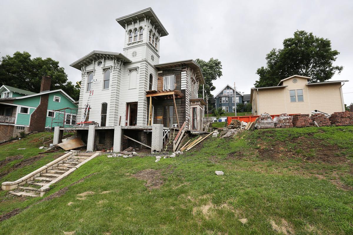 Done by September? Lambrite-Iles -Petersen home will be on ...