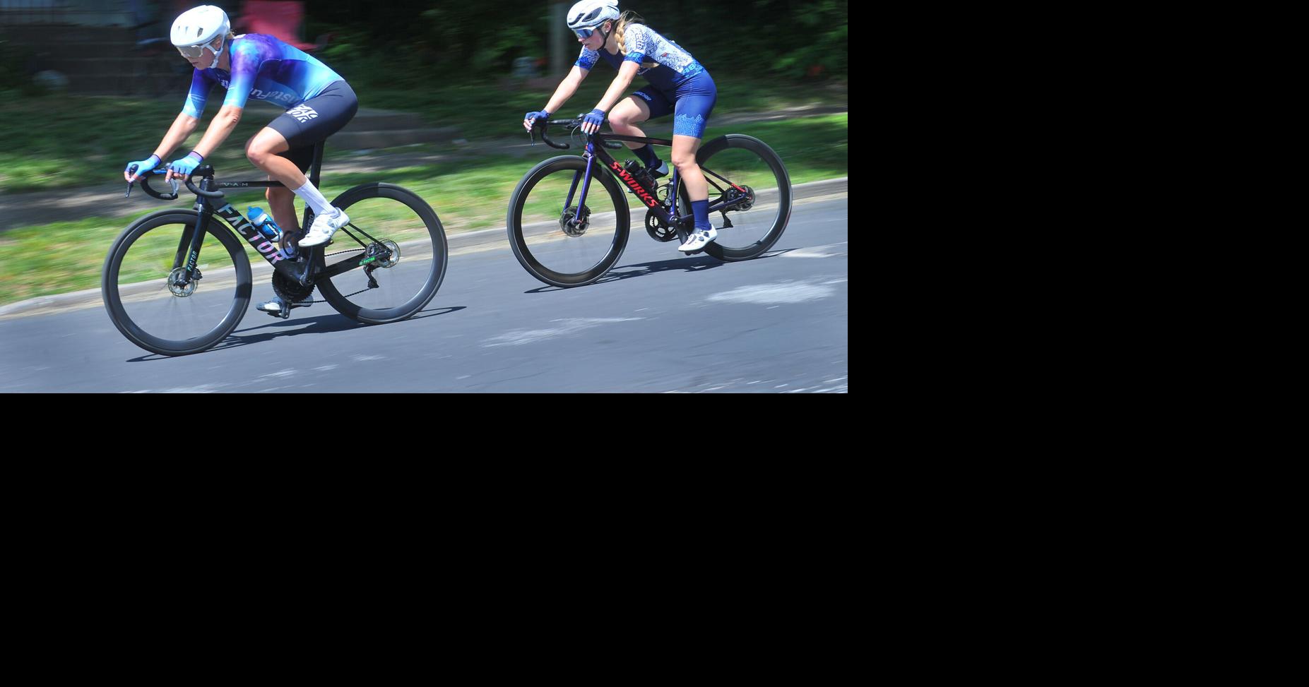 Photos Kwik Star Criterium in the East Village of Davenport