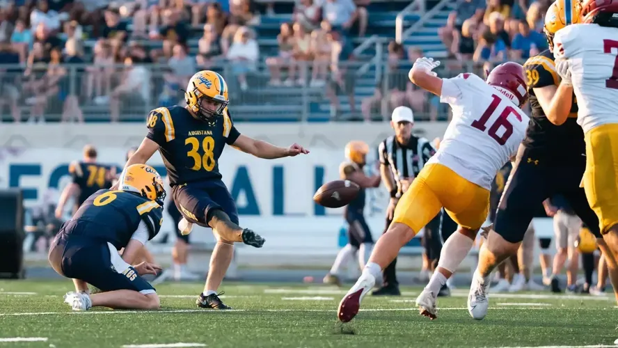 Football hits the road to battle UW-Stout
