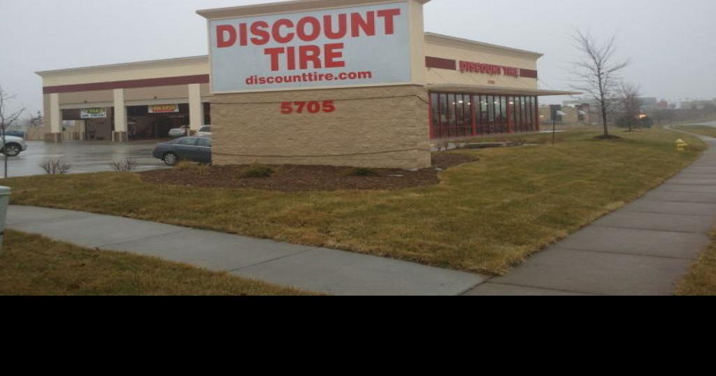 Discount Tire opens second Davenport location