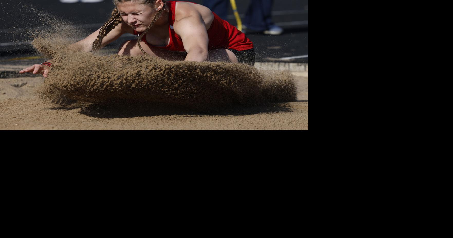 Fulton wins 1A track meet at Rockridge