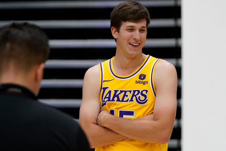 Here's why the Lakers aren't wearing their gold jerseys at home
