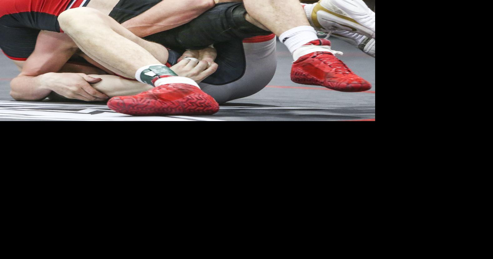 Three-time champ Connor spurs Lancers to MAC title