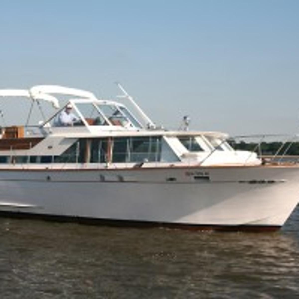 Phil Trissel S 1964 Chris Craft Challenger Is Beautifully Restored And Maintained Lifestyles Recreation Water Activites Qctimes Com