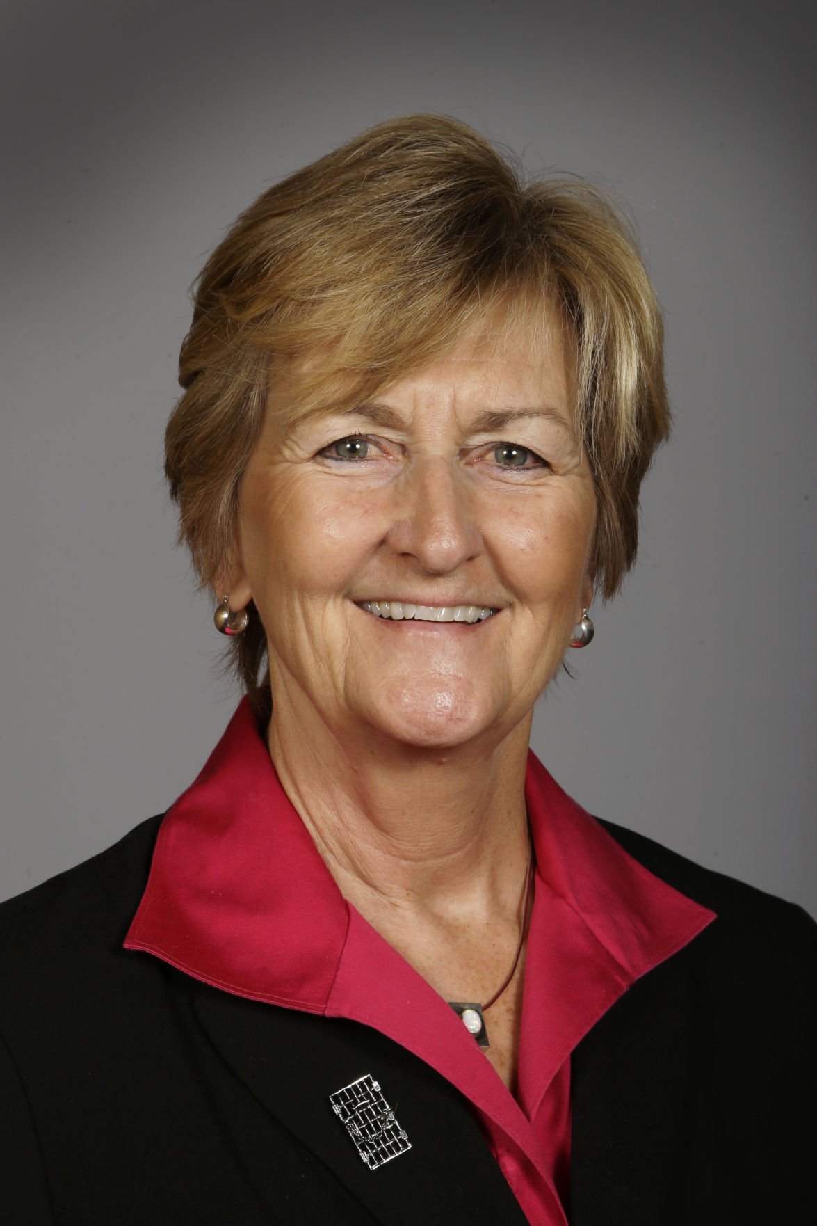 Schools worry over Iowa aid levels, Democrats say Iowa News