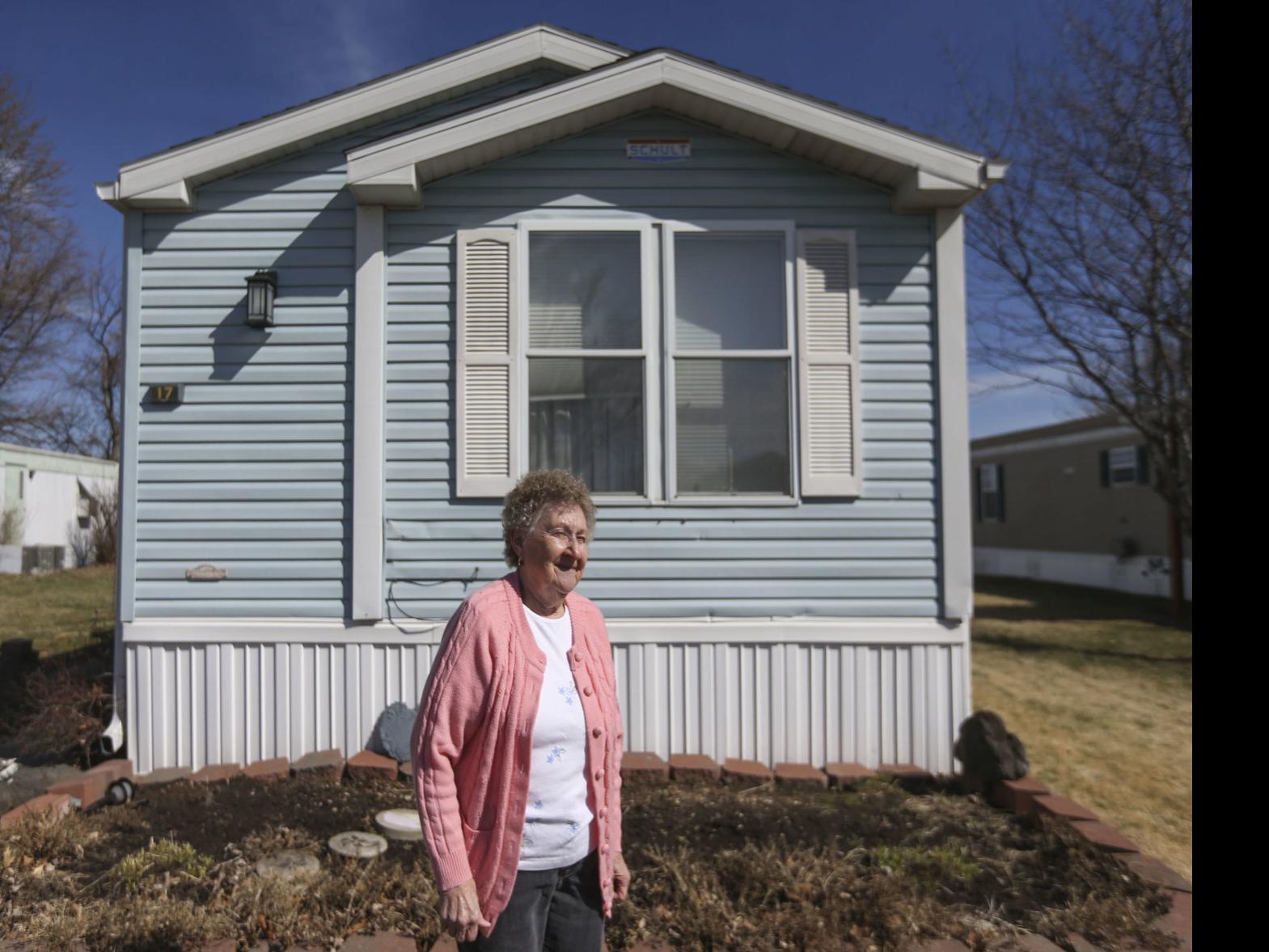 Sure It Sounds Unfair But There S Nothing Illegal About It How Residents Of Quad Cities Trailer Parks Are Getting Pinched By Real Estate Empires Business Economy Qctimes Com
