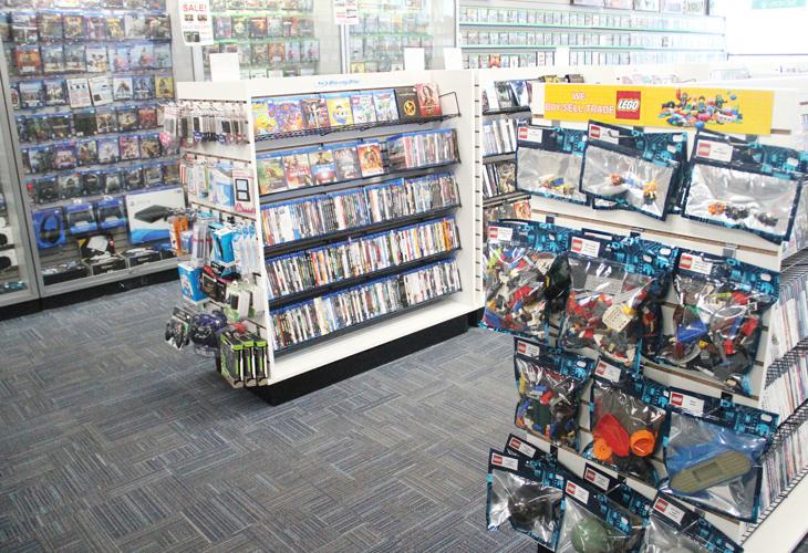 After 25 years, the QuadCities' Video Games Etc! is still expanding