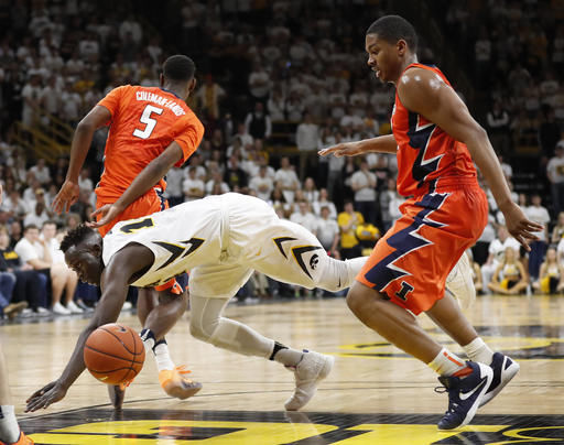 Illinois Iowa Basketball