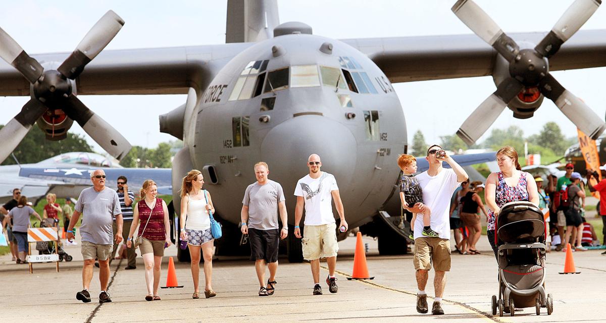 Photos 30th QuadCity Air Show News Local and National