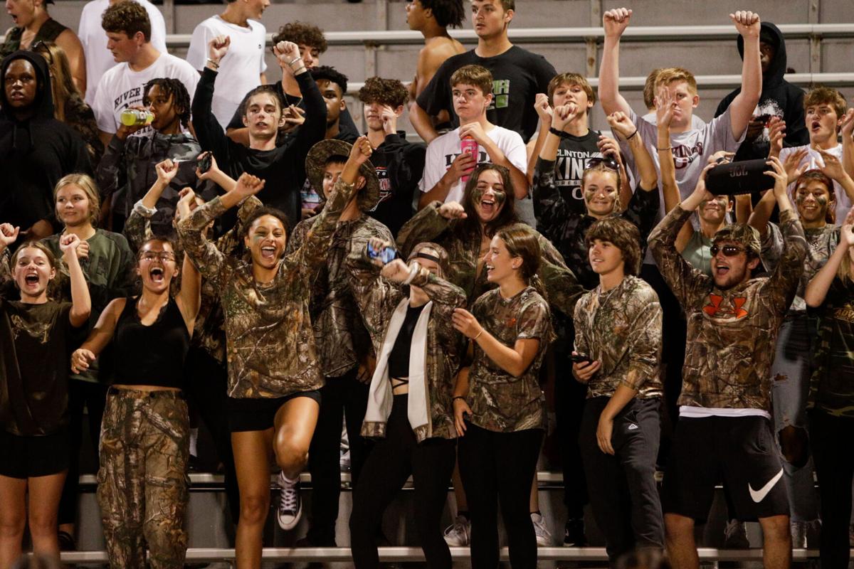 Big third quarter ignites Clinton past Central
