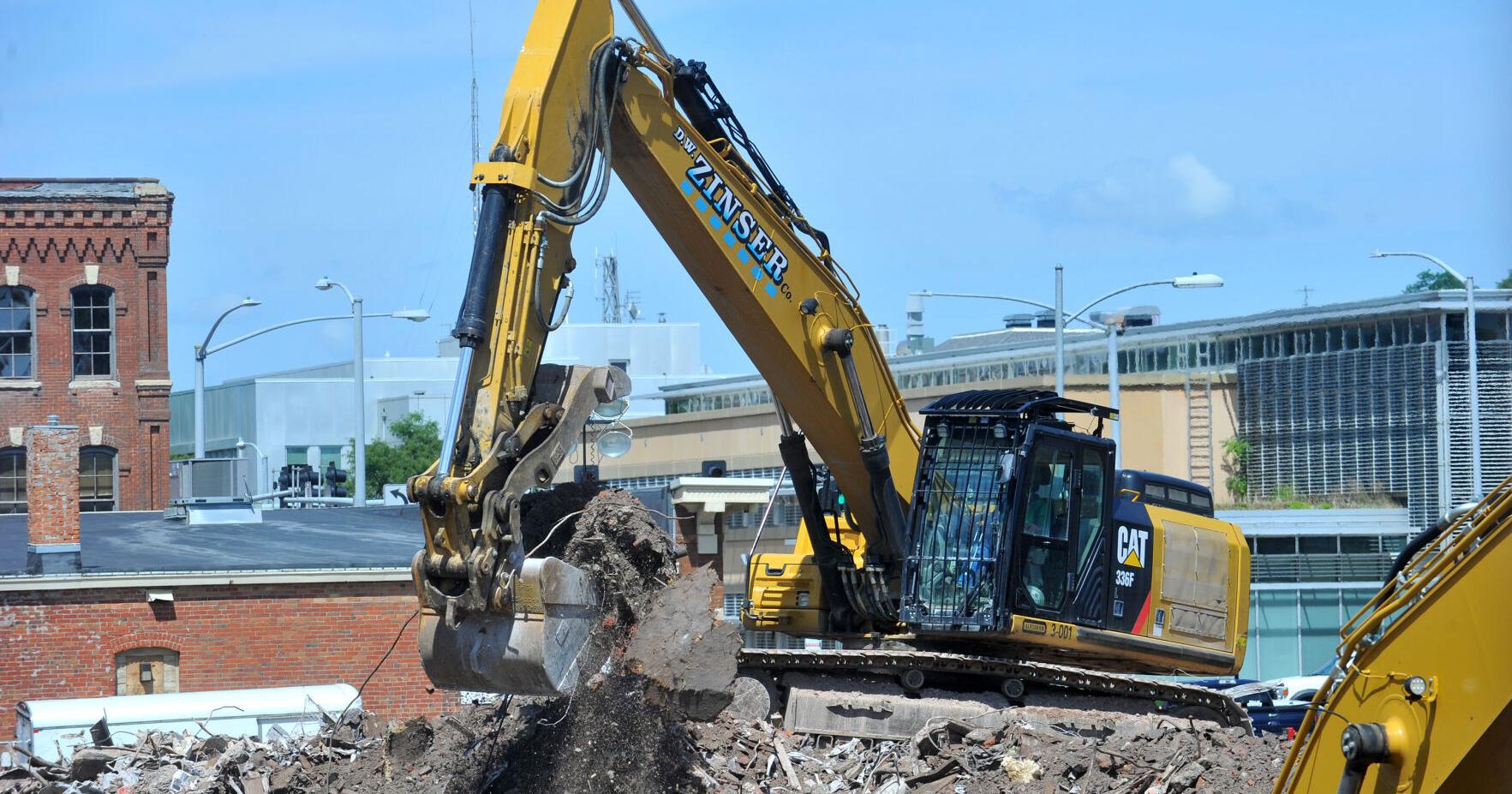 Davenport: Qualified immunity protects city workers from collapse lawsuits - Vimarsana News