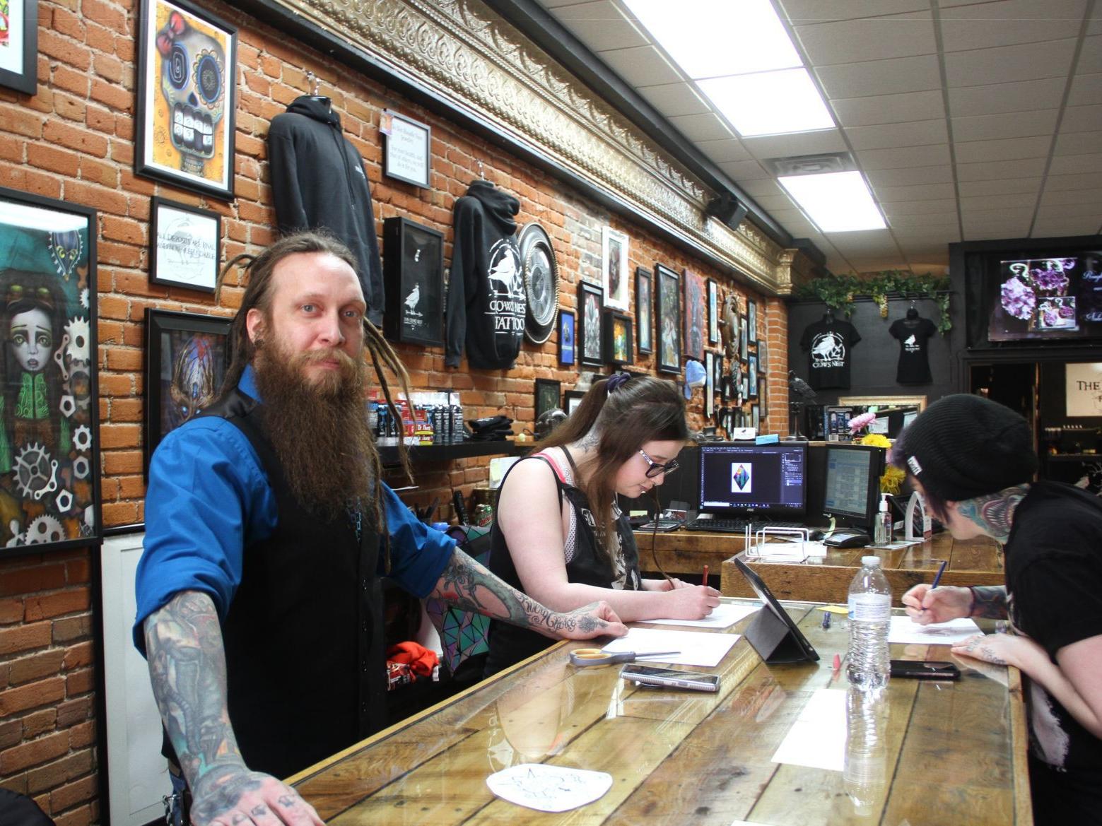 Tattoo Shop Owner Will Remove Hateful Tattoos For Free Local News Qctimes Com