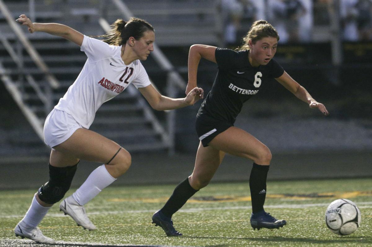 Bettendorf S Horner Named Iowa Gatorade Player Of The Year High School Soccer Qcvarsity Com Qctimes Com