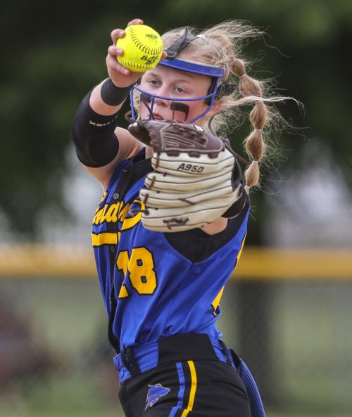 Topranked Durant plays through injuries, target on its back High