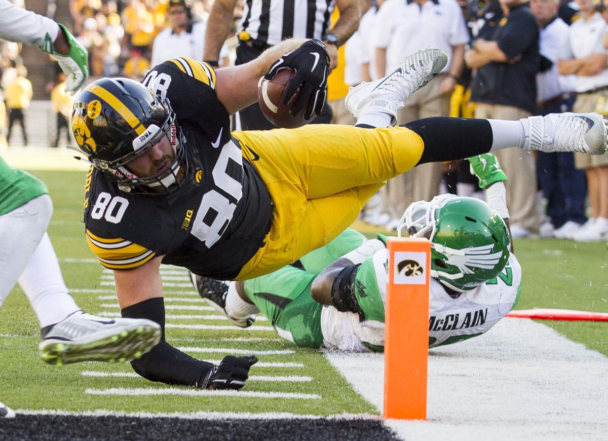 Hawkeyes Prepare To Wait For Nfl Draft Calls Iowa Hawkeyes