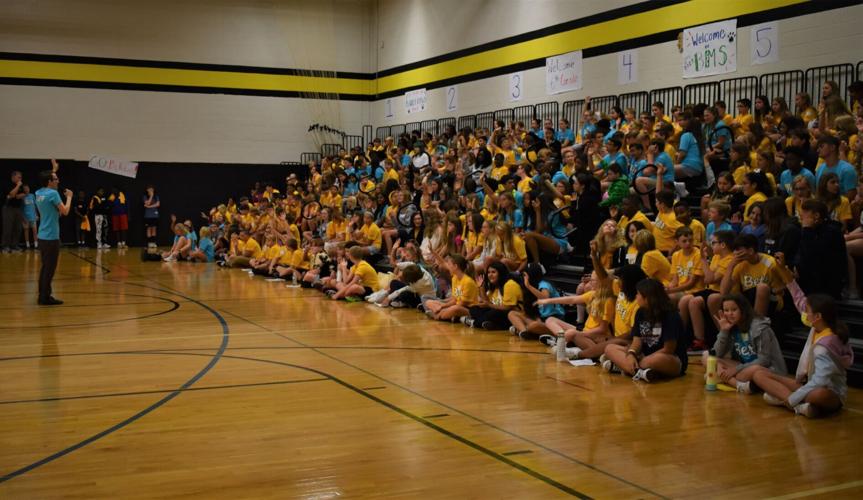 Bettendorf Middle School launches transition mentoring program for 6th