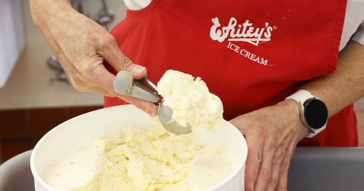 🍦The Inside Scoop on Whitey’s Ice Cream: Exploring a Quad-Cities icon