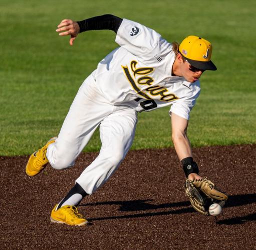 UNC Baseball to rematch with Iowa in elimination game