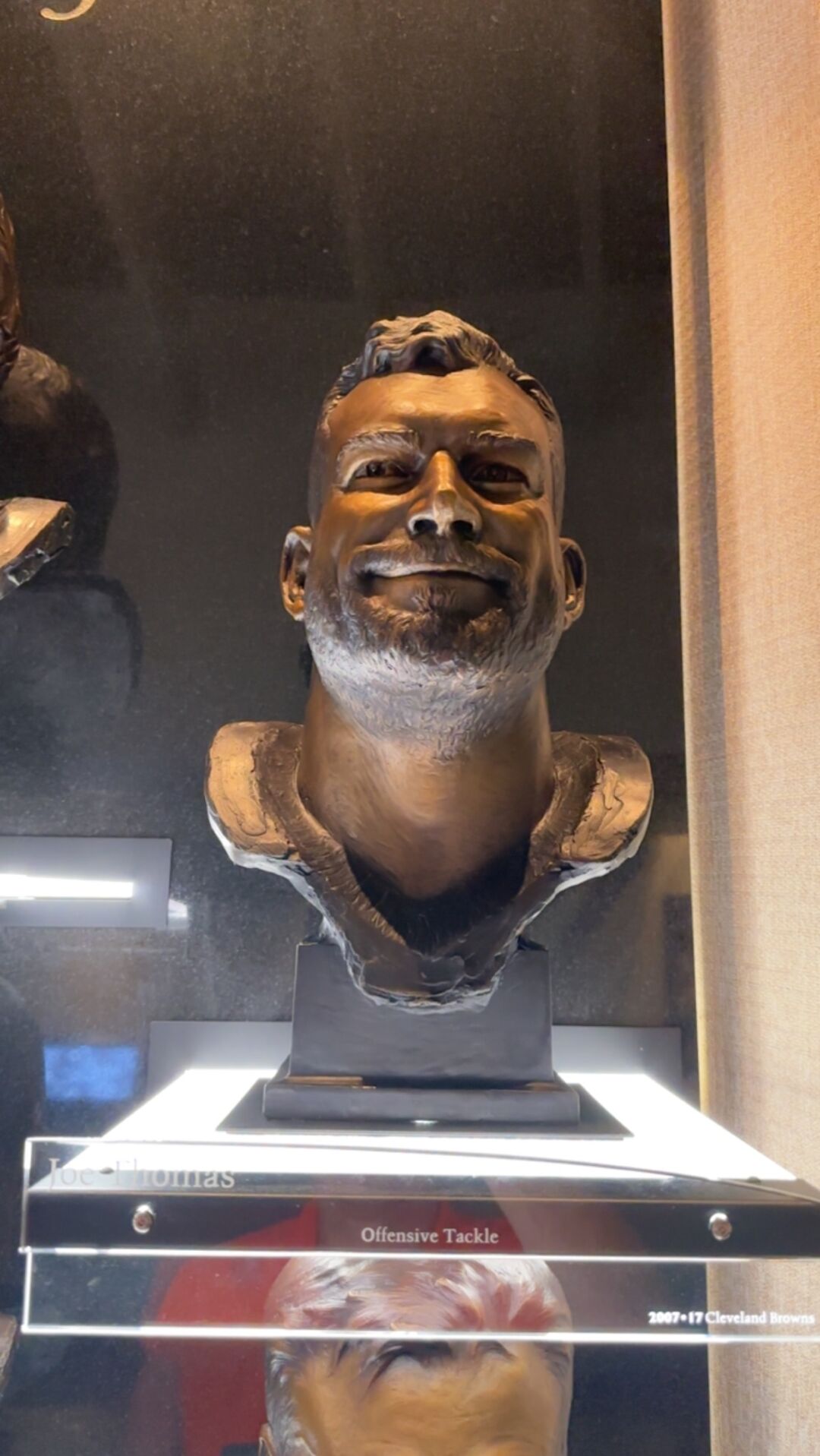 Mean Joe Greene, Bust of Joe Greene in the Pro Football Hal…