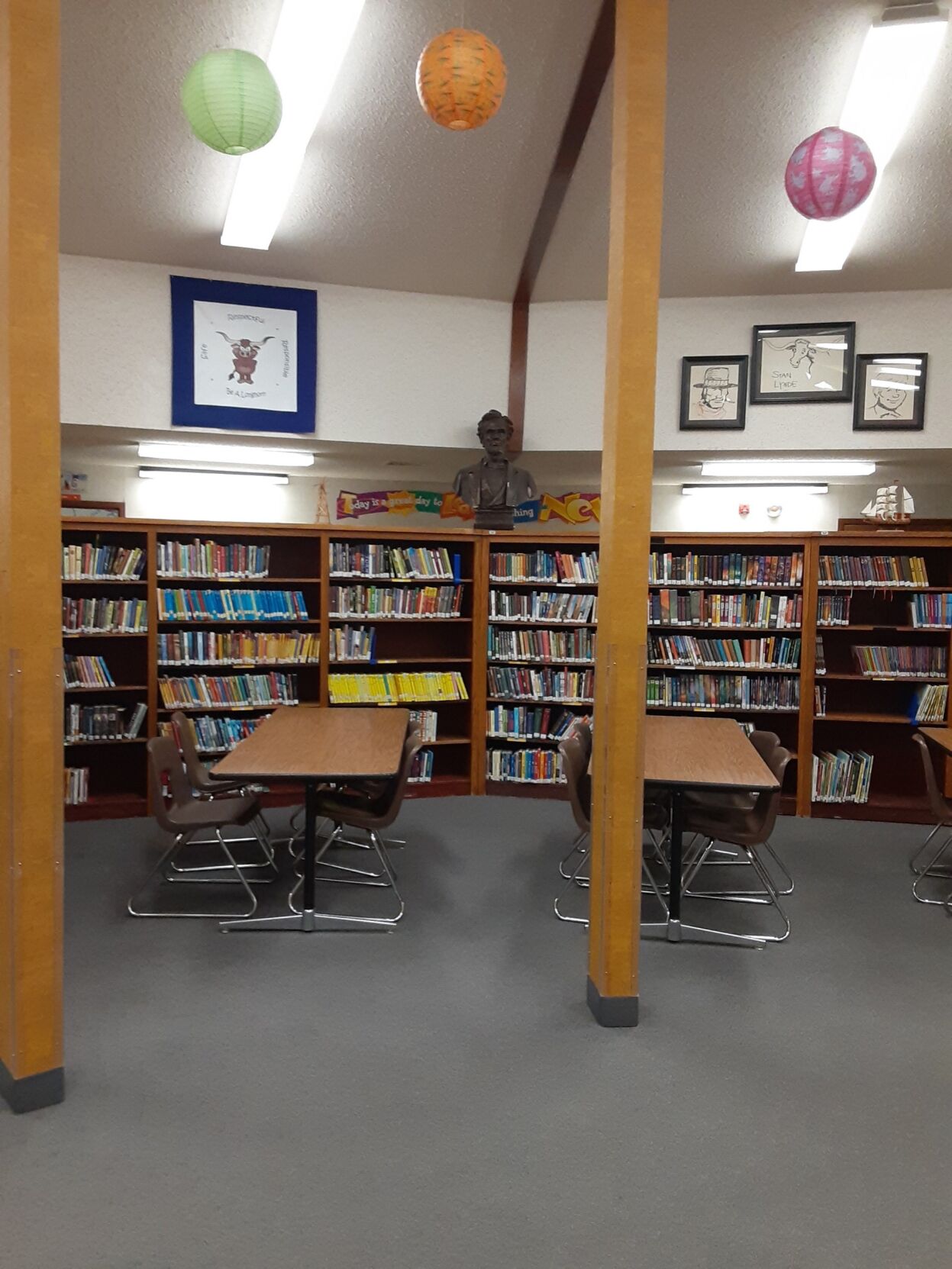 Wibaux School Library receives challenge gift from Stockman Bank