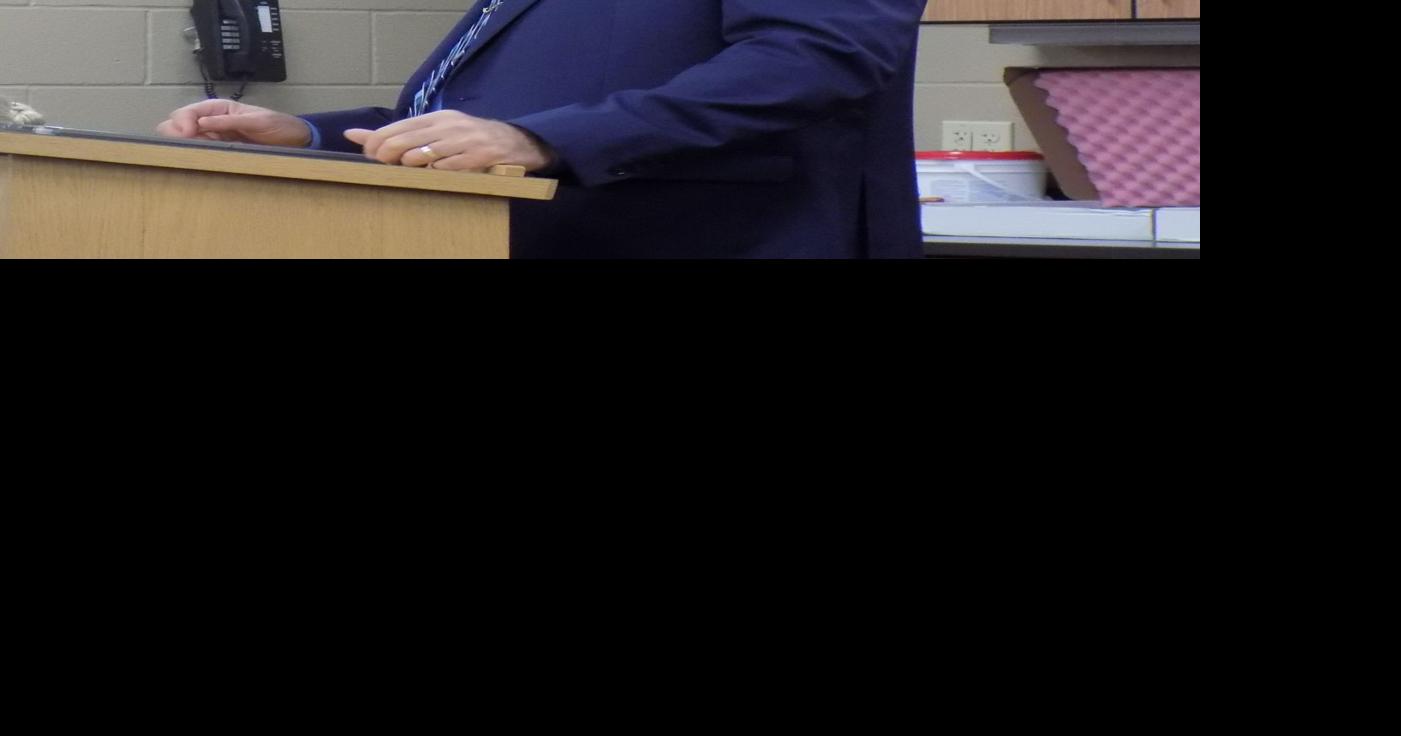 Douglas School District superintendent says more schools needed in Box ...