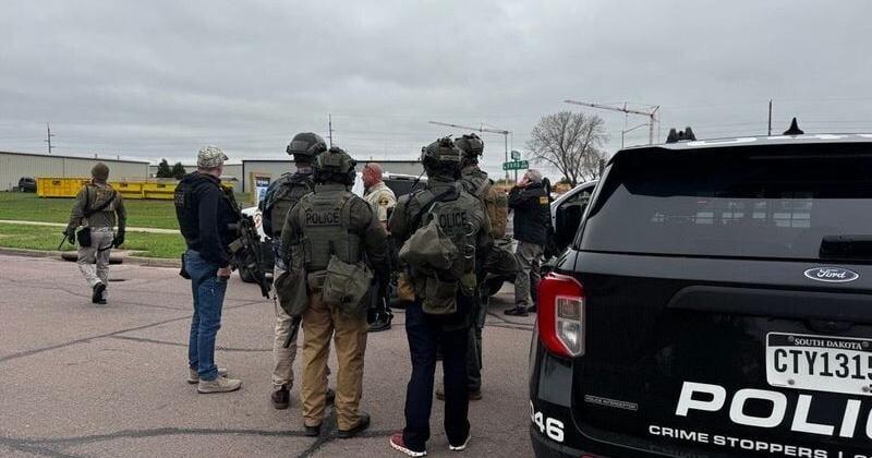Sioux Falls officer injured in shooting