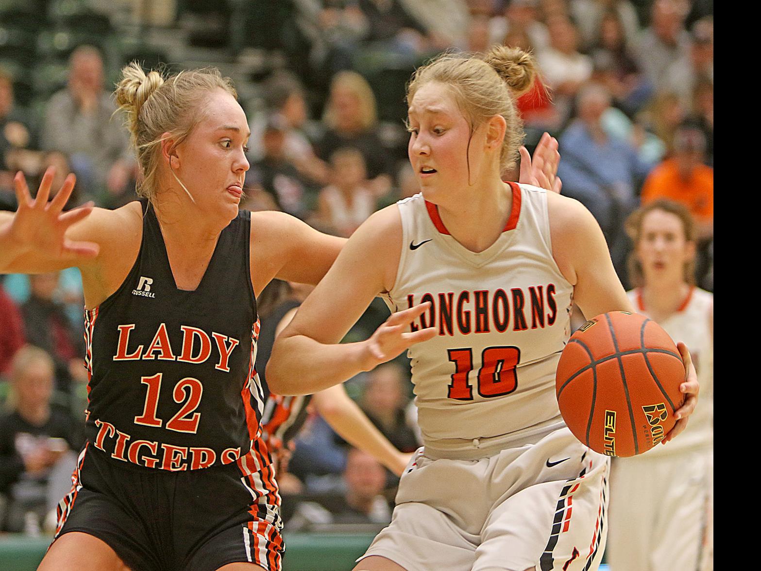 Lady Longhorns Show Scoring Balance In Beating Howard In Opener News Rapidcityjournal Com