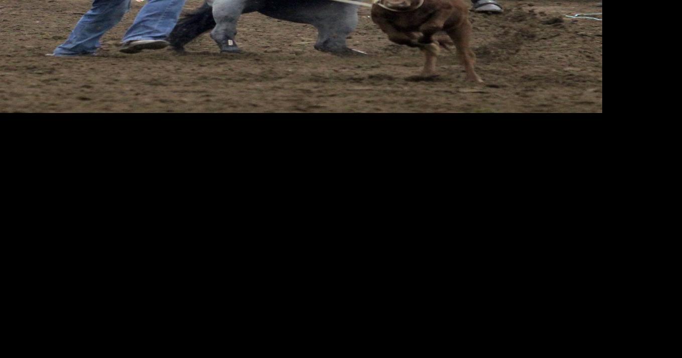 Tyson Durfey Closes Strong To Win Tie Down Roping