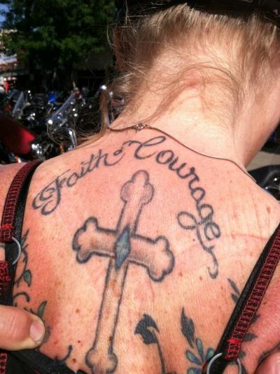 tattoo Loni