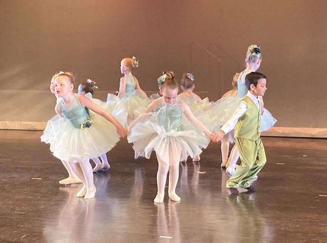 Academy of Dance Arts circle