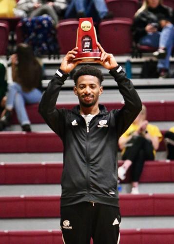 Campbell holds trophy .jpeg