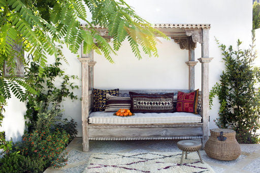 ASK A DESIGNER: Finding a look you love in outdoor decor