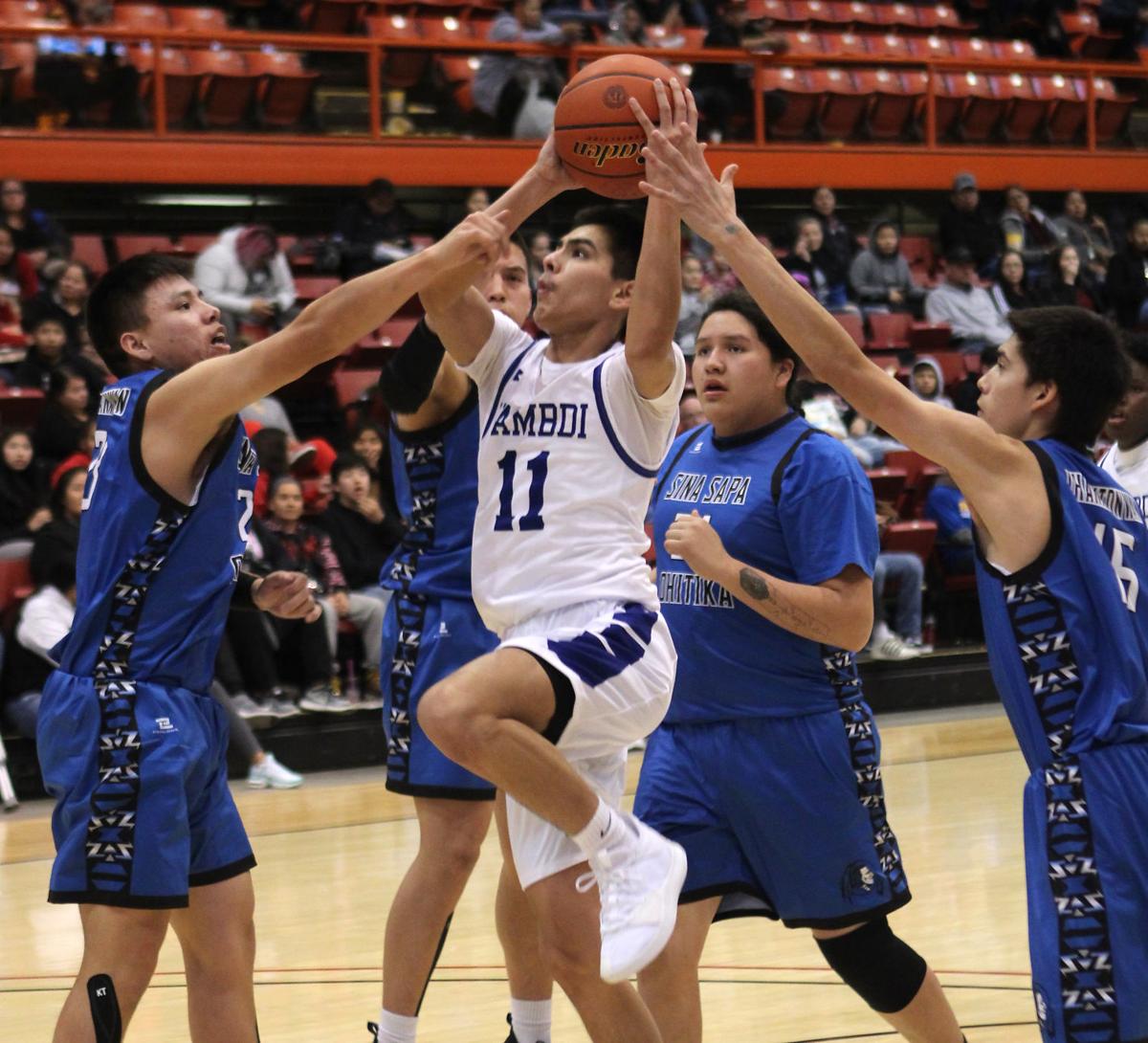 Wambdi Boys Run Past Marty Indian Sports Rapidcityjournal Com