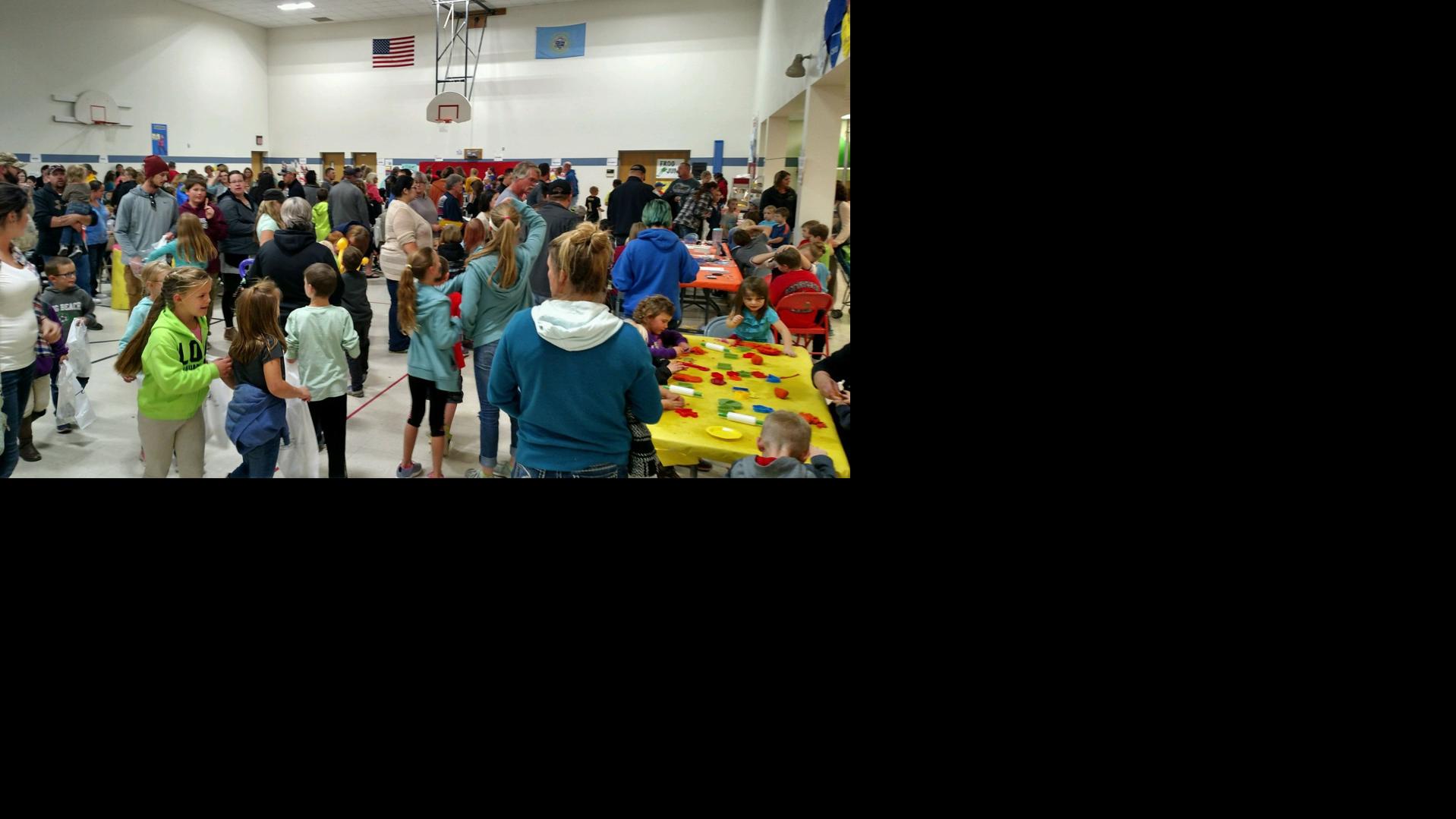 Sturgis Elementary hosts family night carnival Sturgis