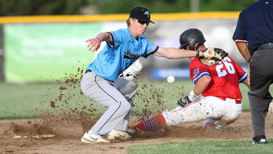 Sasquatch-Pioneers play at third