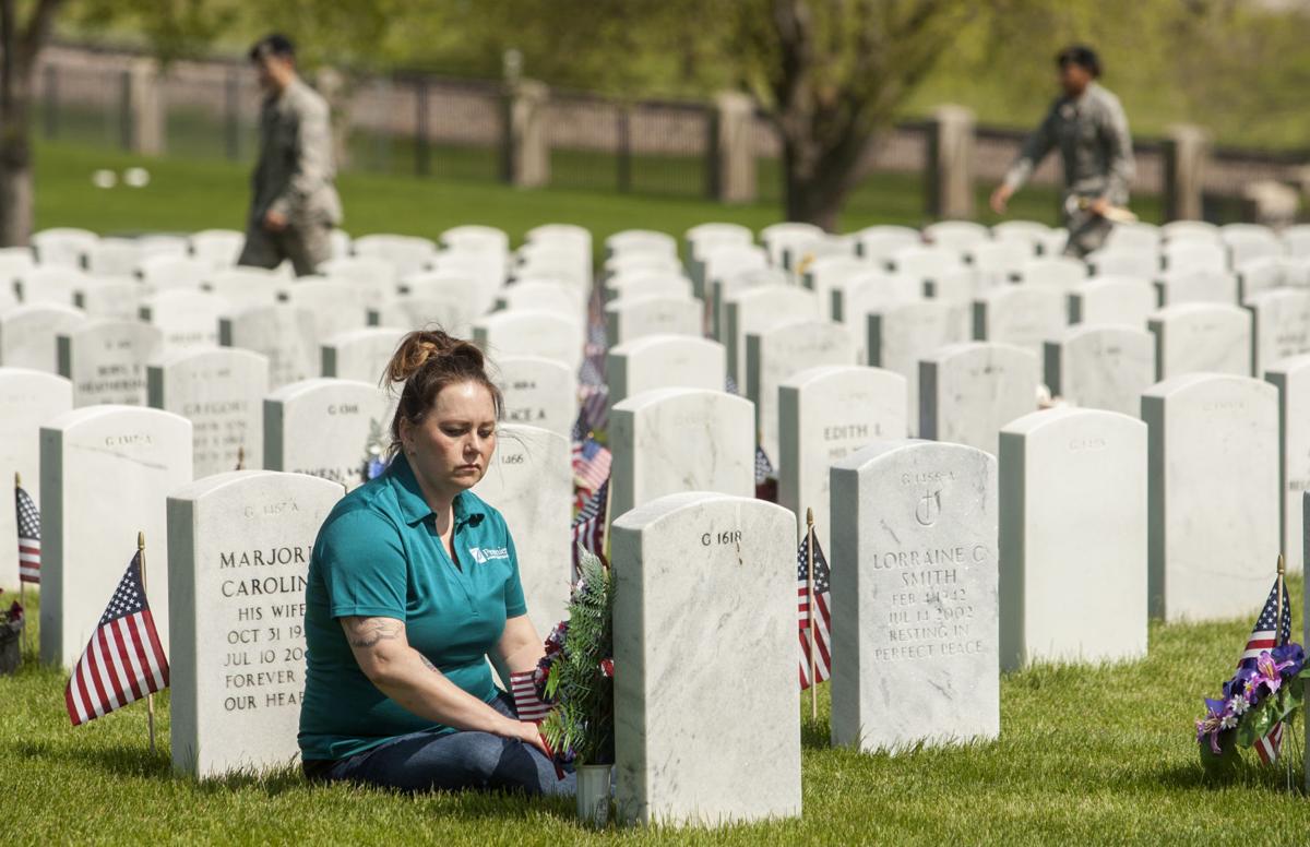 PHOTOS Flags for Fallen Vets