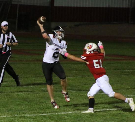 Coz--Matt Lien rushes passer 0191.JPG