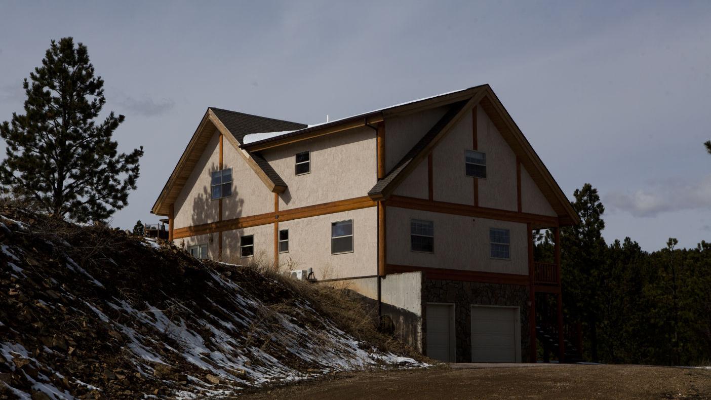 Landscaper S Testimony Helps Bring Drug Dealing Charges On Ex Cop Local Rapidcityjournal Com