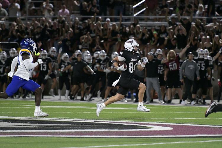 Devon Sundgren catches 88 pass.jpg