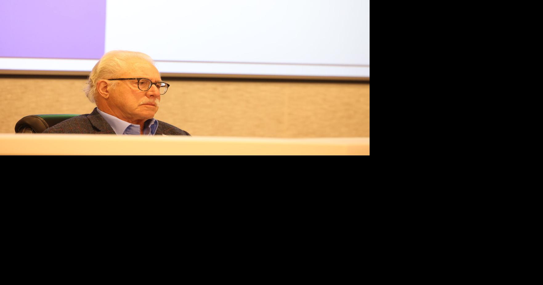County re-elects Weifenbach as chair, Rossknecht vice chair